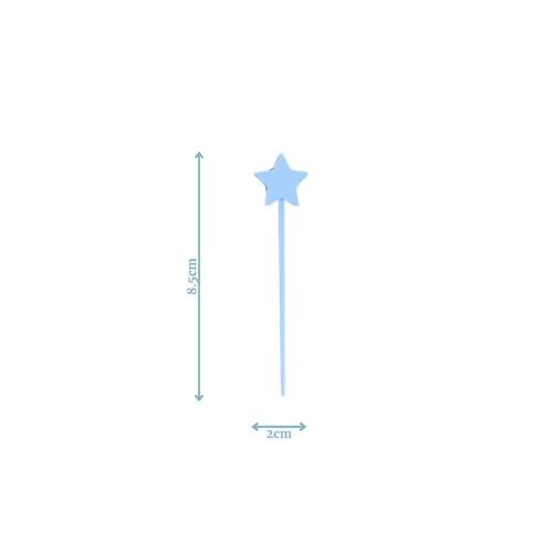 Light blue star topper, 8.5 cm tall, adds charm to cakes and cupcakes for birthdays or special celebrations.