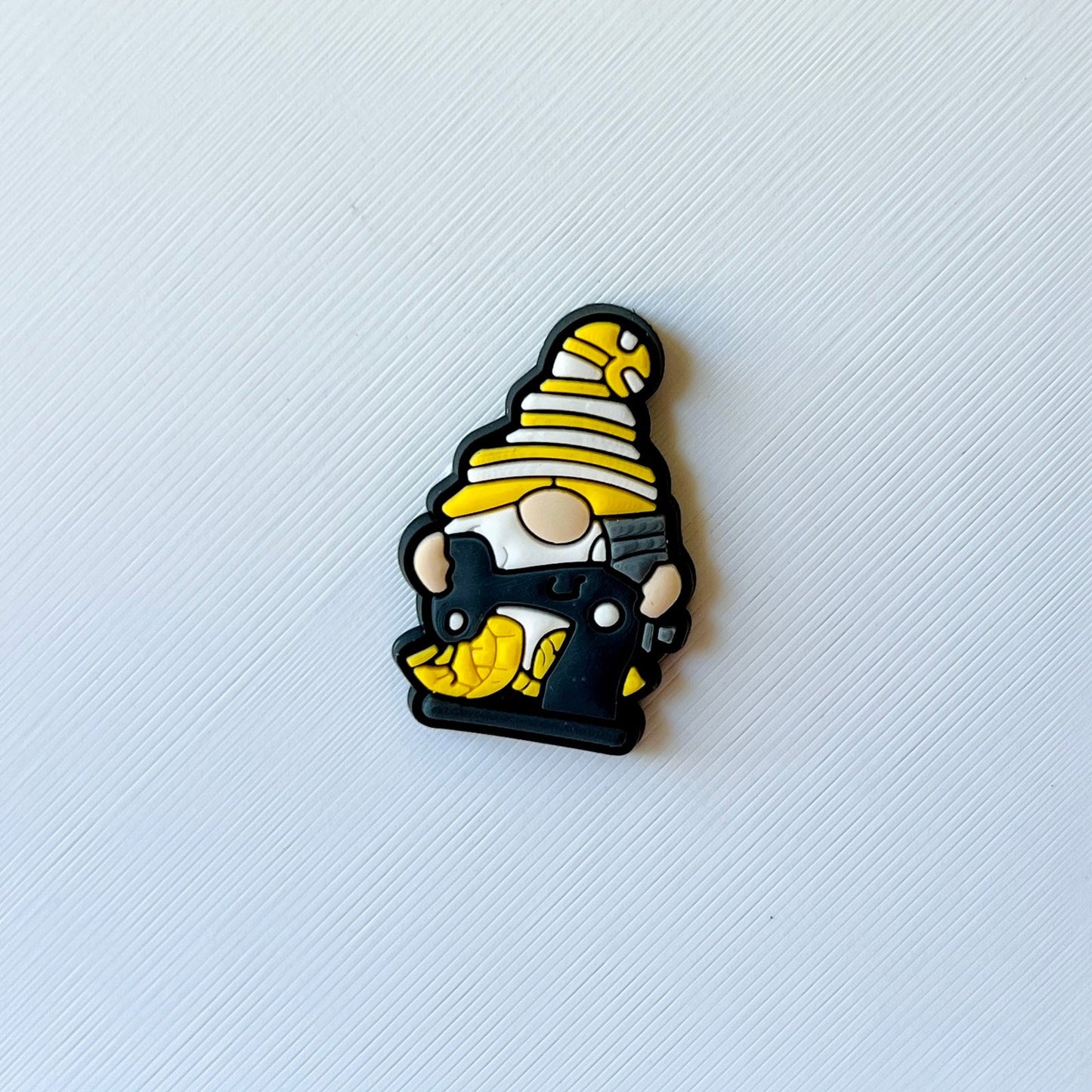 Sewing Gnome Shoe Charm