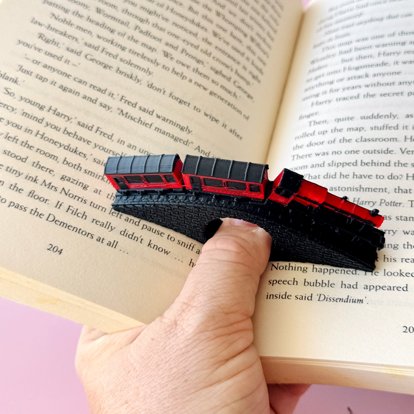 Express Train Page Holder